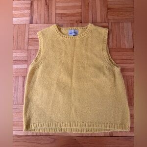 Elegant Yellow Sleeveless Sweater